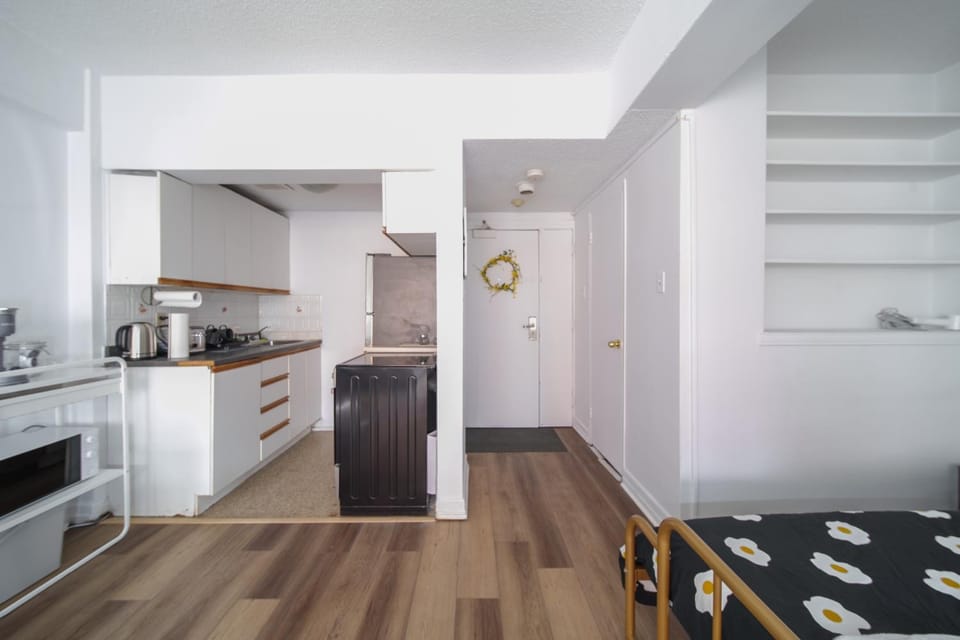 Studio in Center Downtown Apartment in Montreal