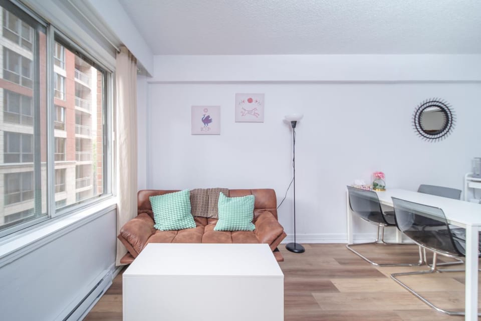 Studio in Center Downtown Apartment in Montreal