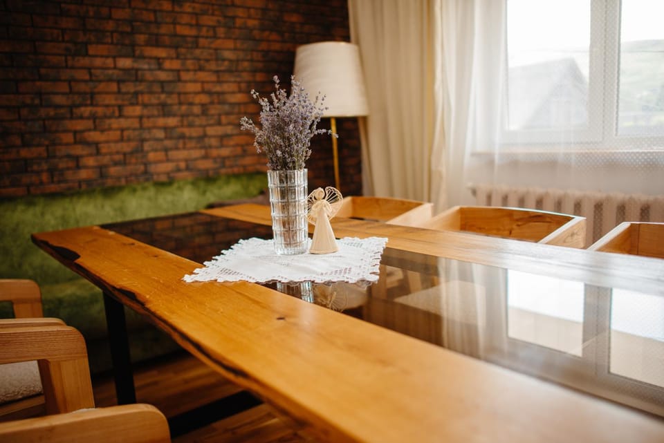 Pstrug House House in Ukraine