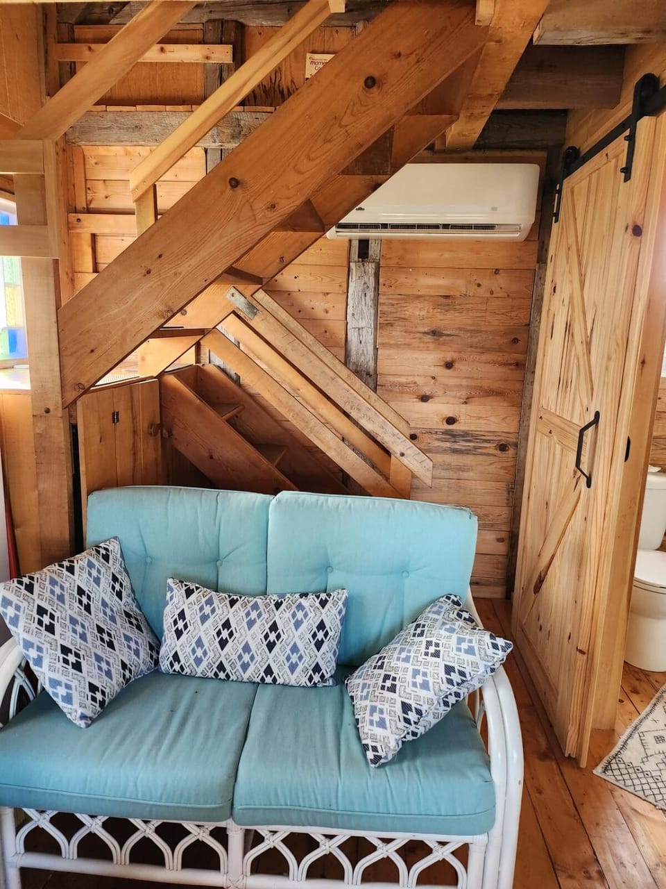 Cable Head Oceanview Casita House in Prince Edward County