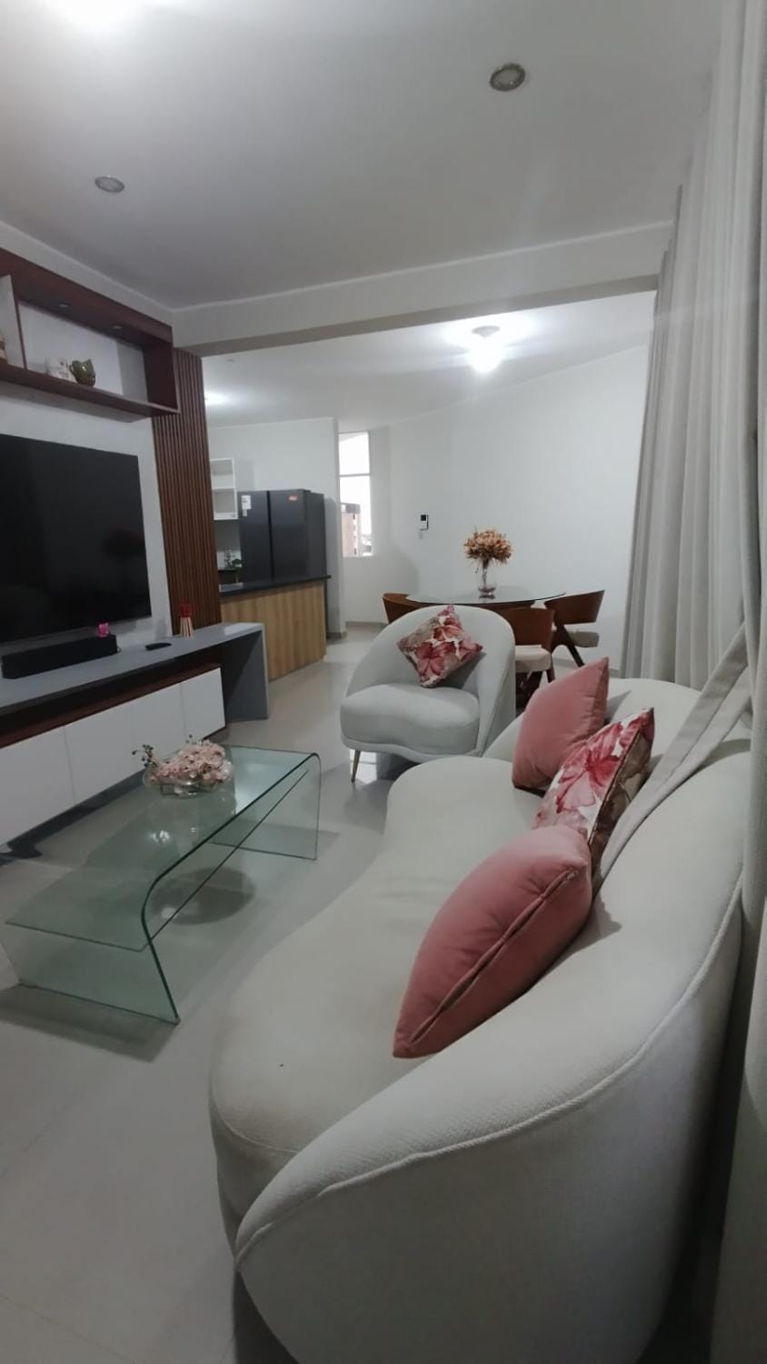 TV and multimedia, Seating area, Evening entertainment