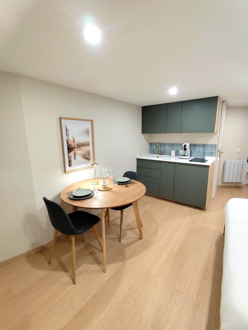 Studio L'échappée - balnéo duo Apartment in Auvergne-Rhône-Alpes