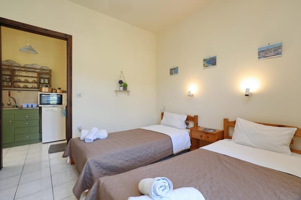 O Ampelonas toy kyr Giorgou 2 Apartment in Sporades, Greece