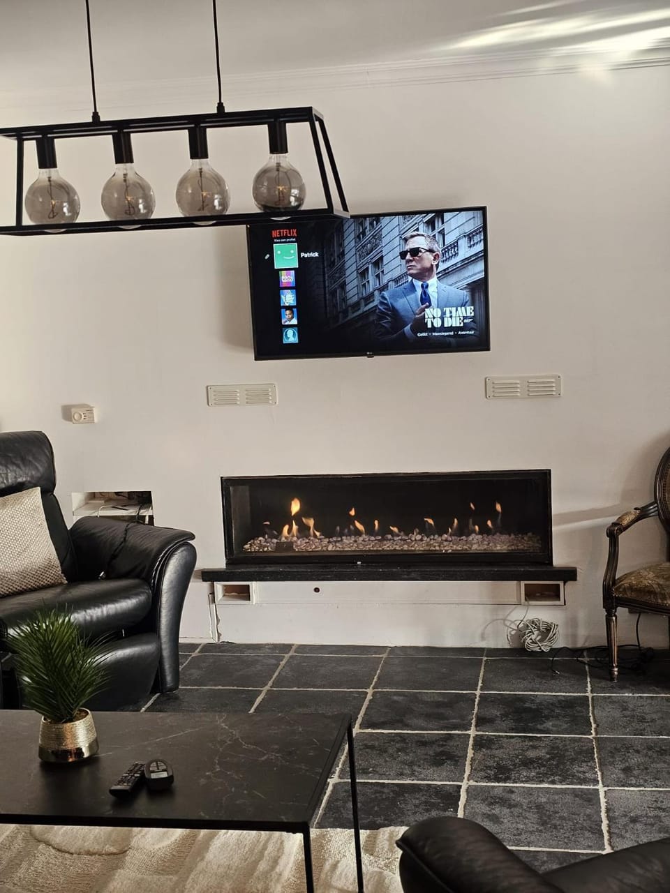 Living room, heating