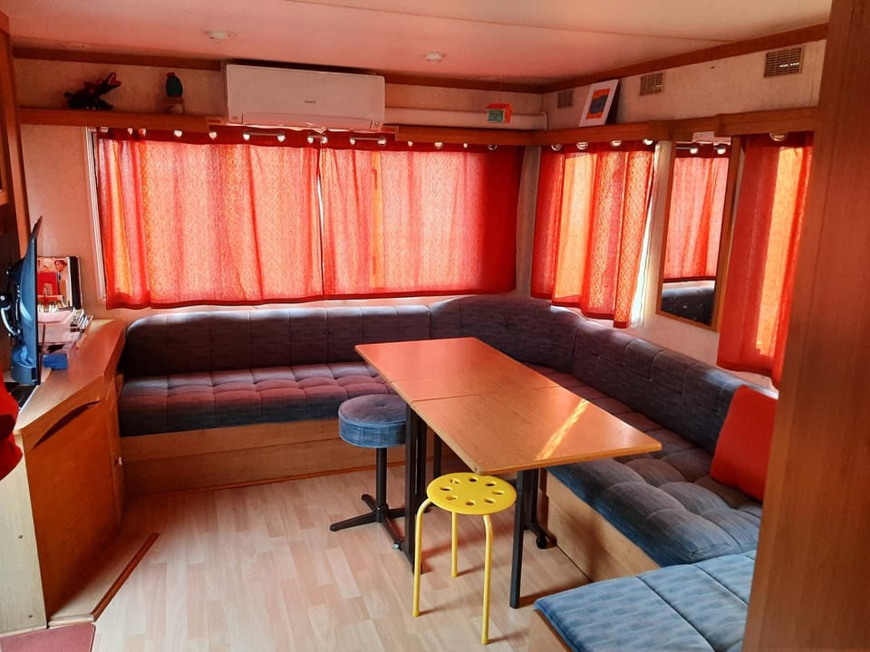 mobile home Campground/ 
RV Resort in Nouvelle-Aquitaine