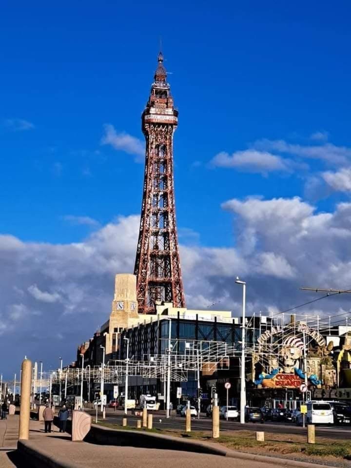 The Shiray Hotel Bed and Breakfast in Blackpool