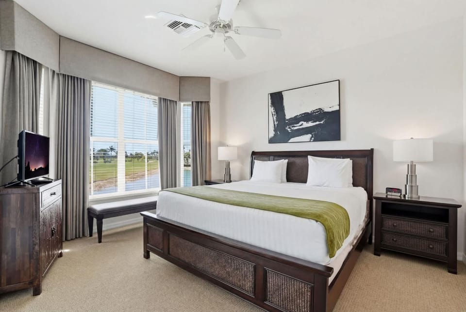 #1122 - Golf and Lake View - Sleeps 6 House in Lely Resort