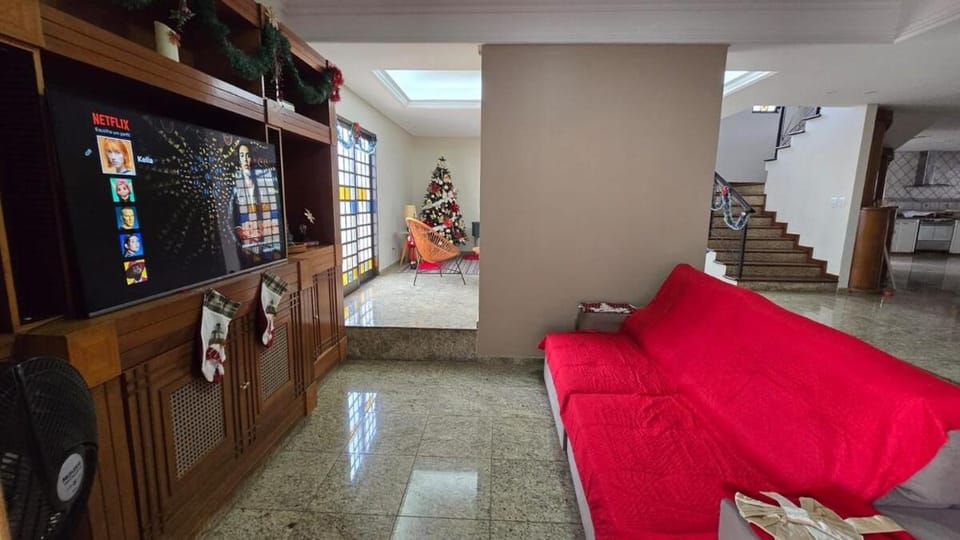Recanto do Churrasco, espaço de lazer completo House in Goiania