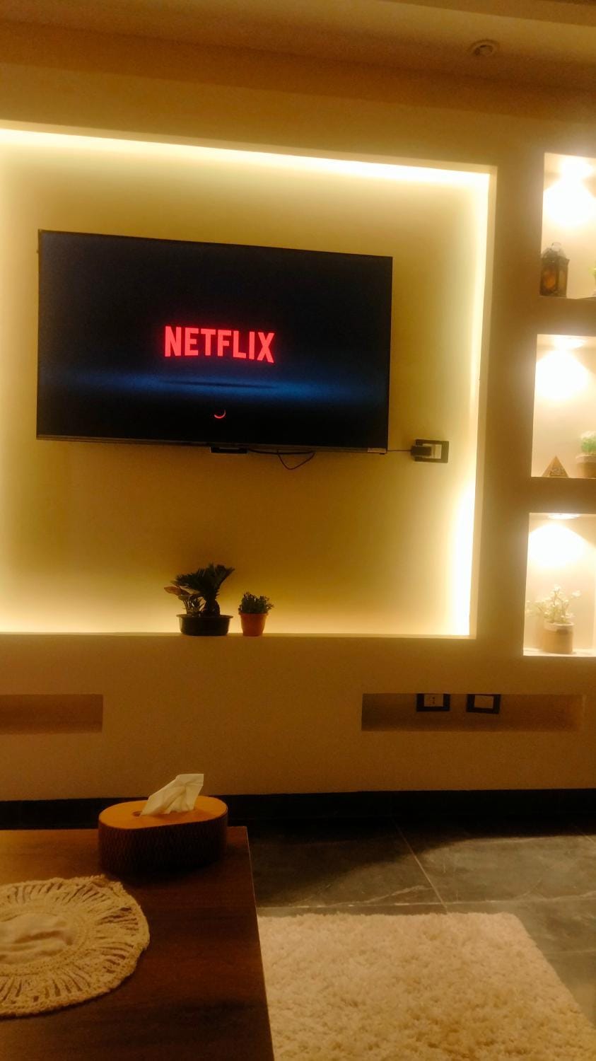 شقه فندقى فى اسكندرية صف اول بحر شاطىء البراديس Apartment in Alexandria Governorate