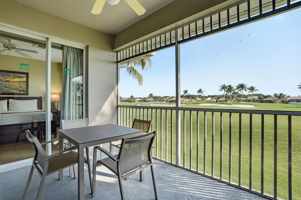 #1325 - Beautiful Golf Course Views - Sleeps 6 House in Lely Resort