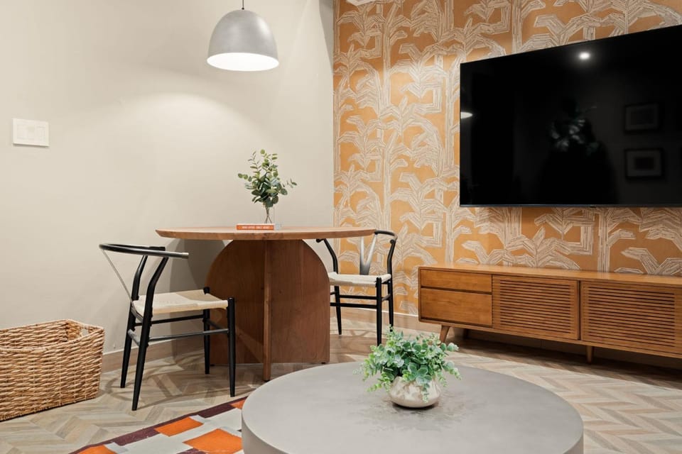 Communal lounge/ TV room, Living room