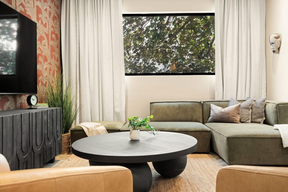 Communal lounge/ TV room, Living room