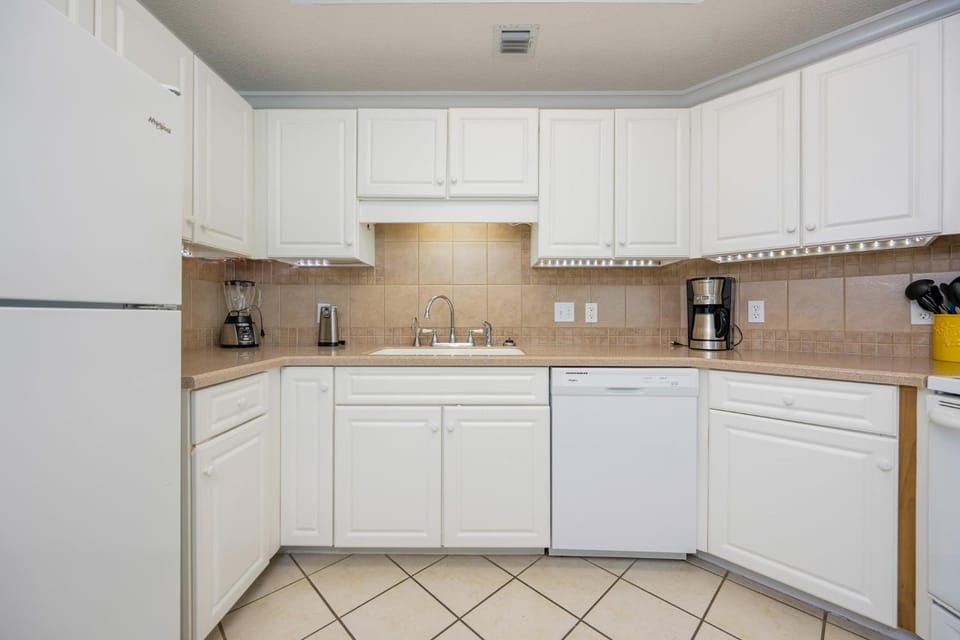 Phoenix on the Bay 1409 condo Apartment in Orange Beach