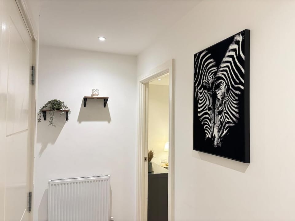 Bluebird Suites Greenbee Apartment in London