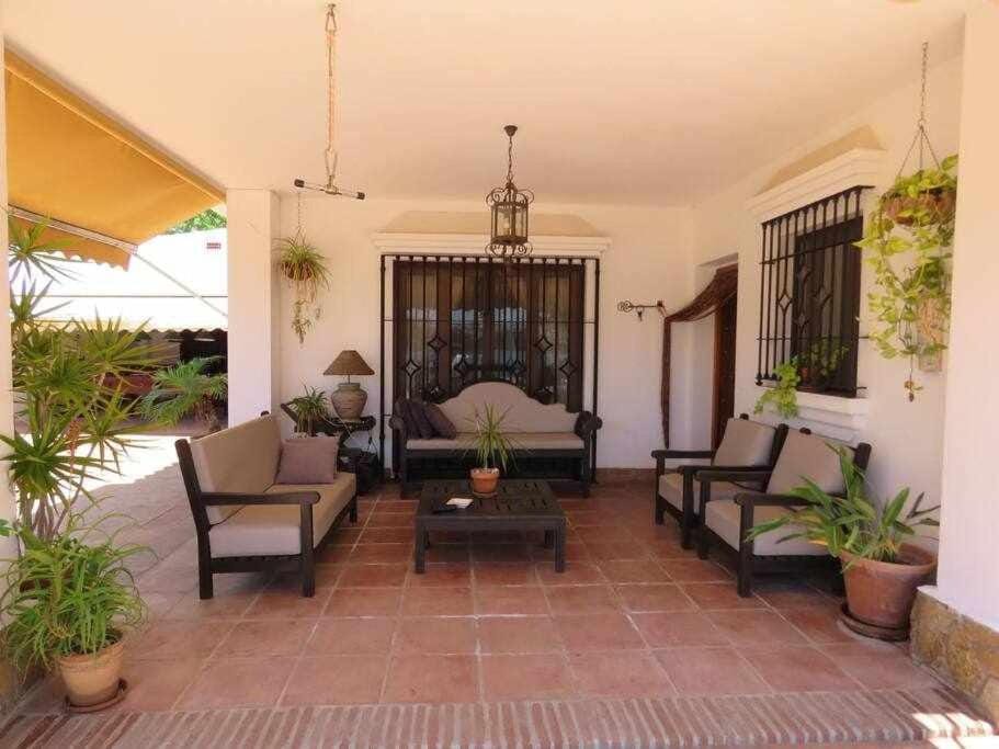 Espectacular casa con embarcadero. House in Sierra de Cádiz
