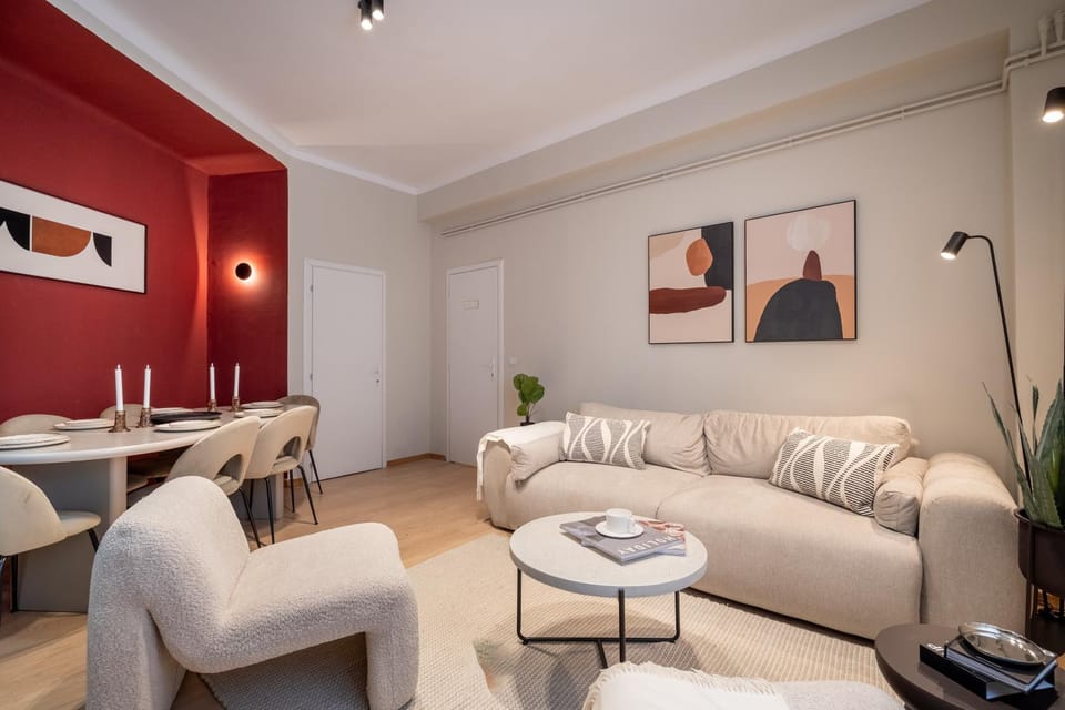 Living room, Seating area, Dining area