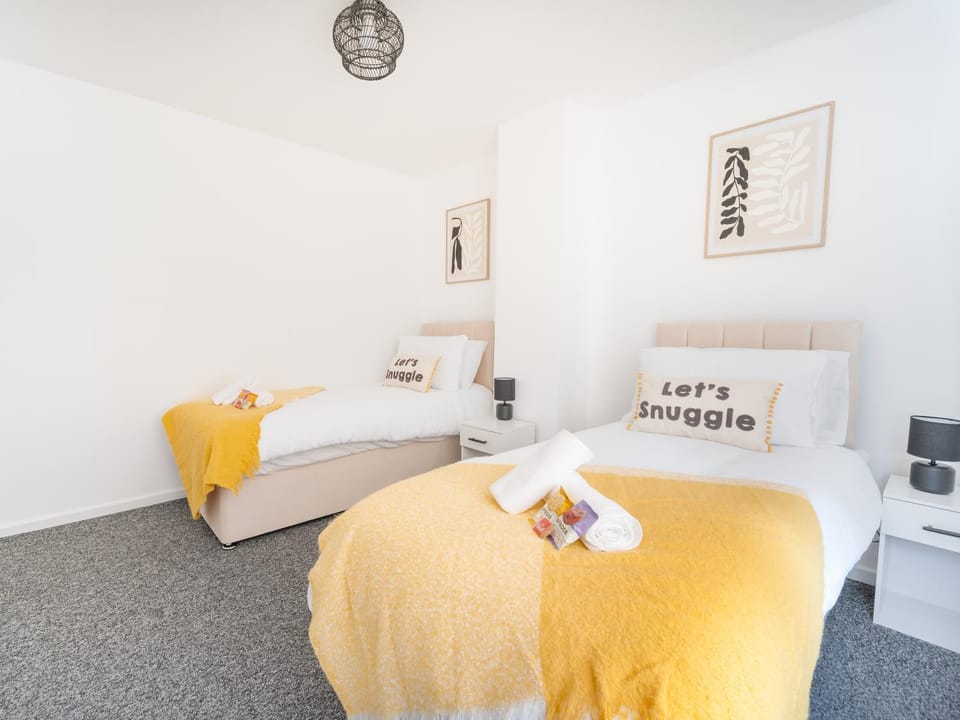 Modern Liverpool City Stay House in Liverpool