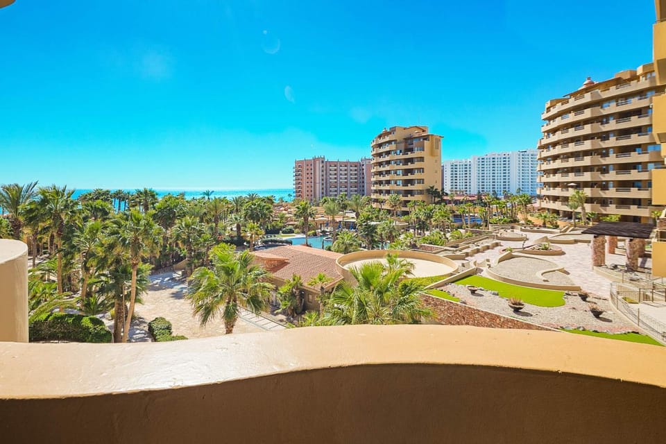 Bella Sirena B305 - Best Amenities on Sandy Beach House in Rocky Point