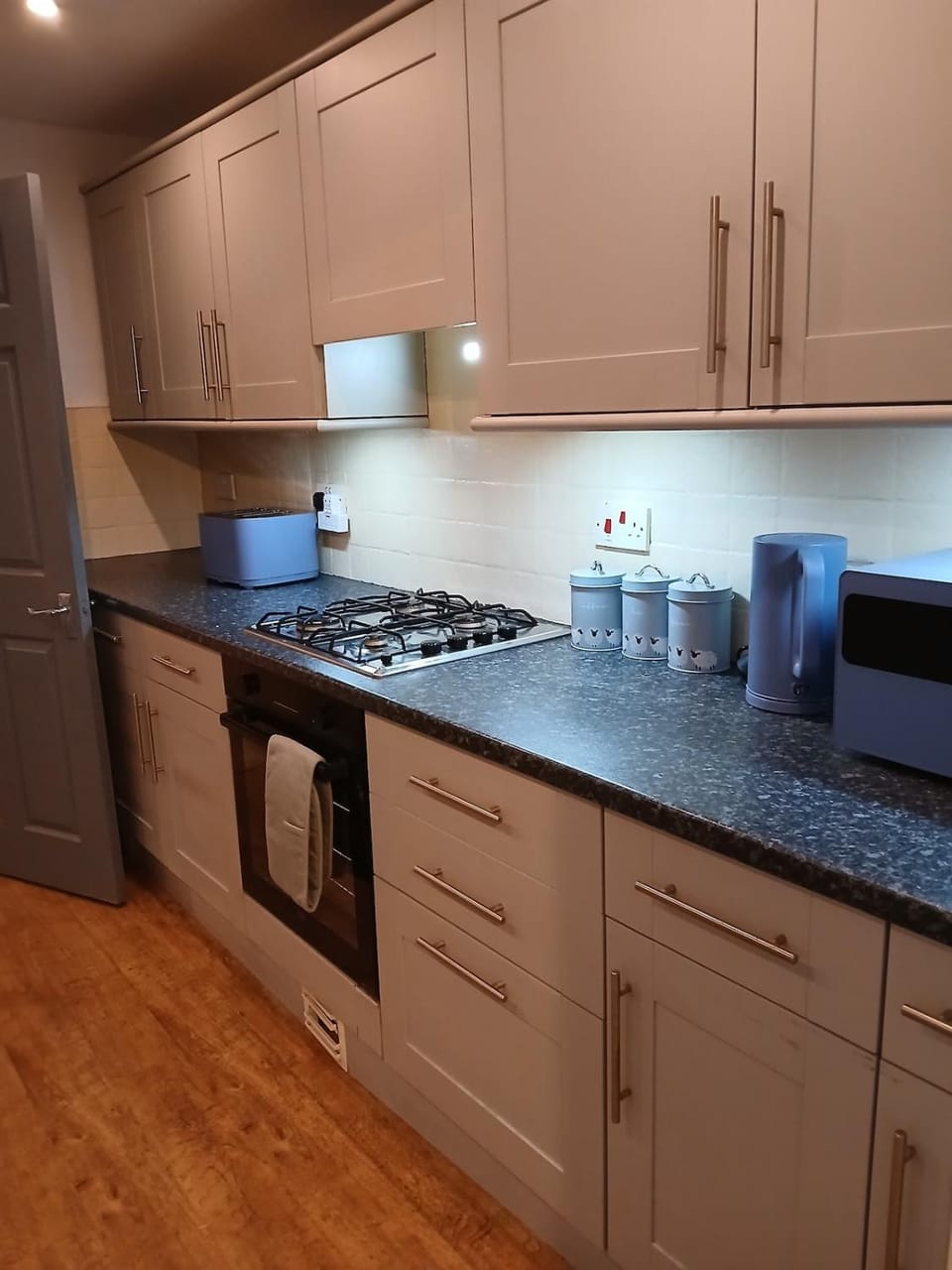 Modern Coastal Haven Family and Dog friendly House in Burry Port