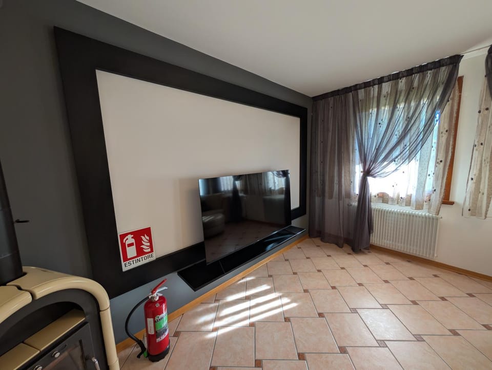 TV and multimedia, Living room