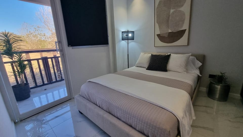Bed, Balcony/Terrace, Photo of the whole room, Bedroom