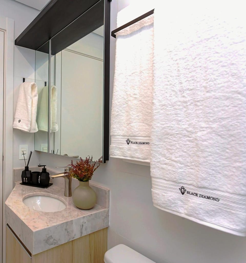Bathroom, towels