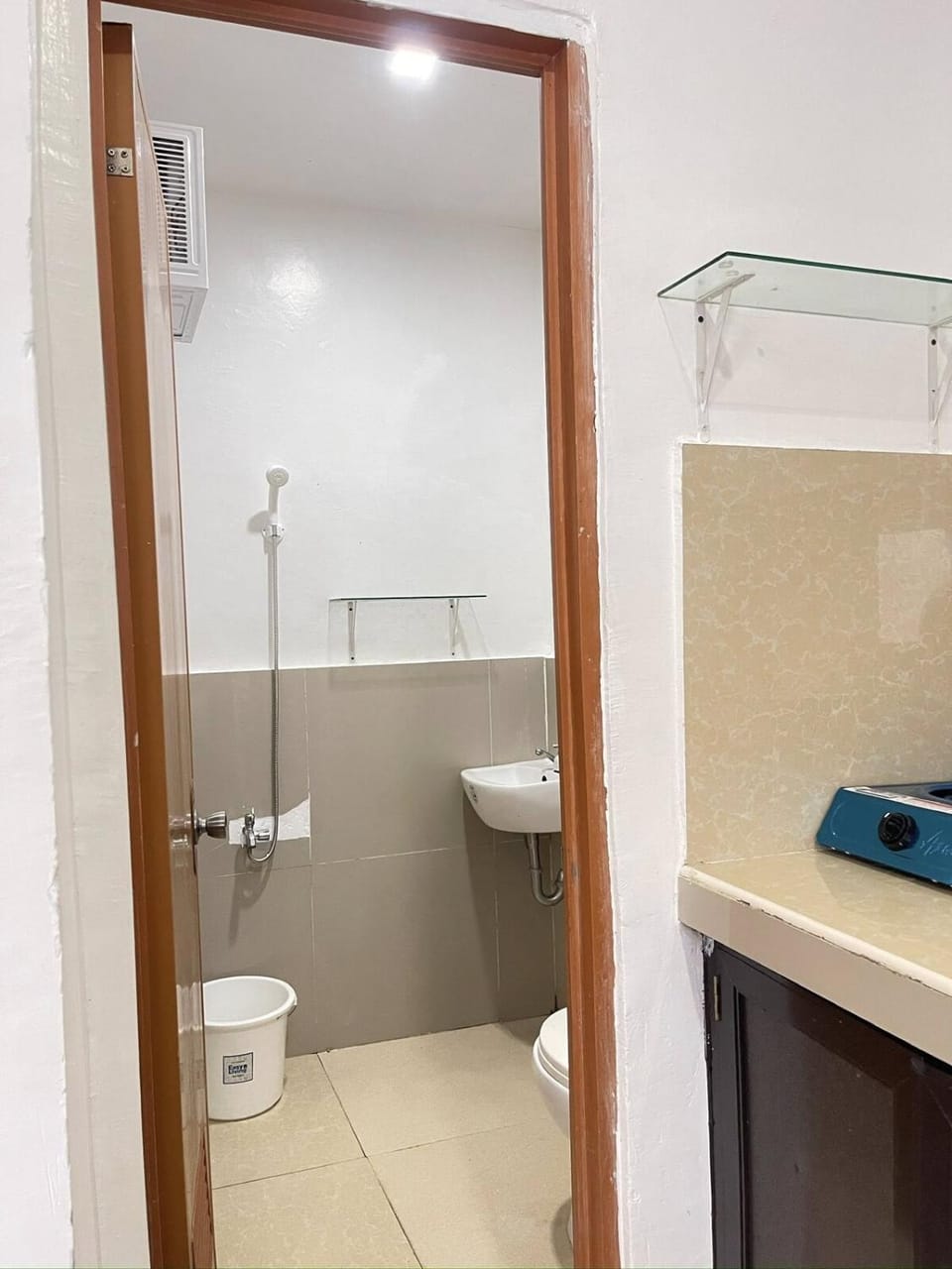 Shower, Toilet, Bathroom