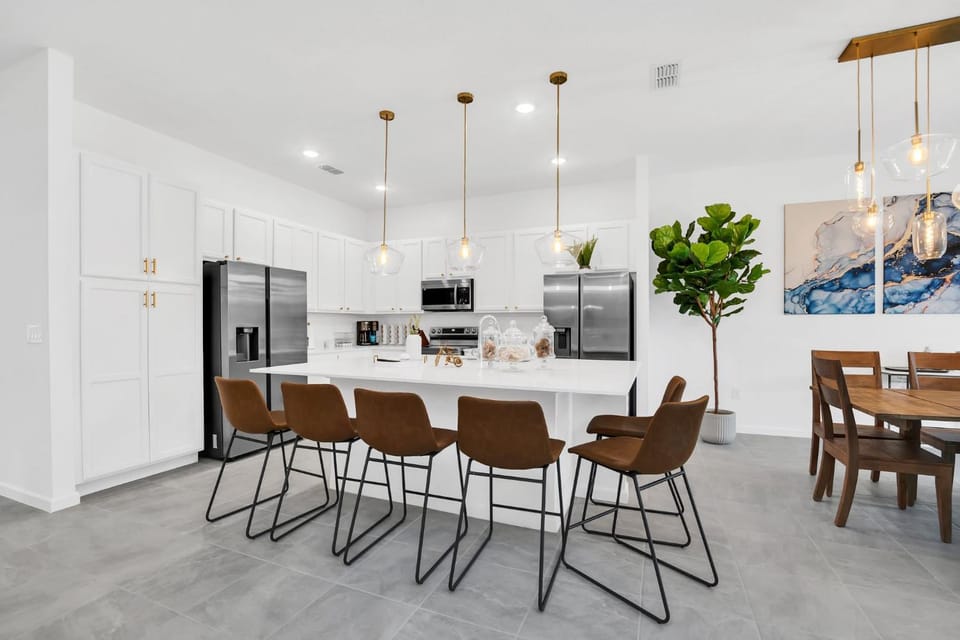 12 BR with Private Pool and Theatre House in Kissimmee