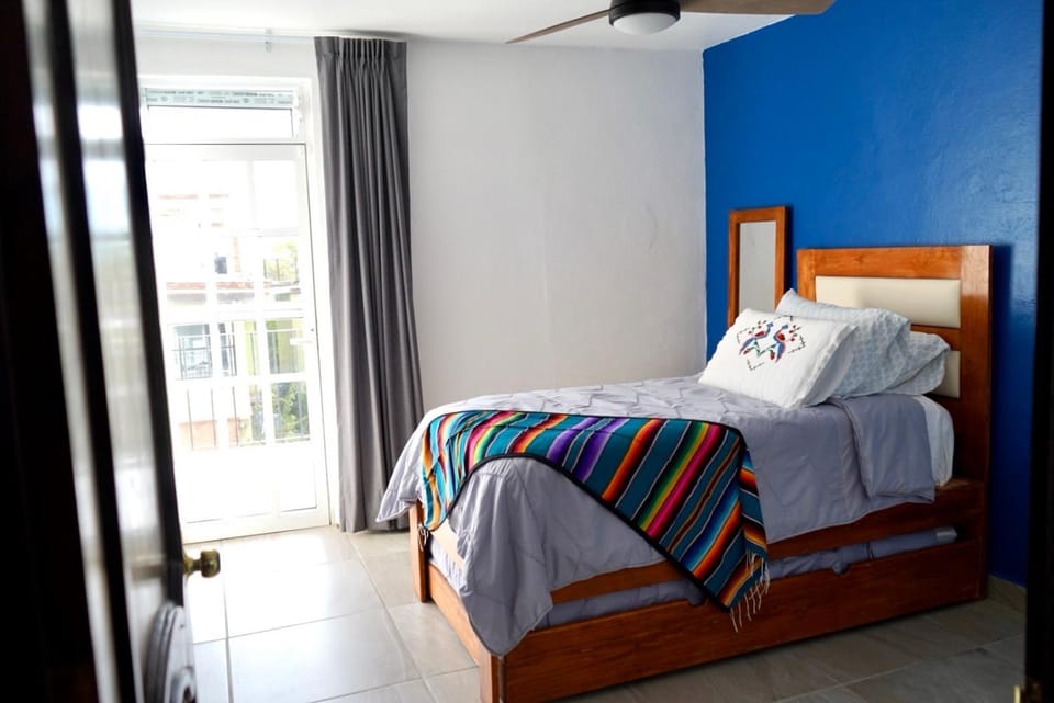 Vivencia GTO 4BR Rooftop w Private Garage 15m Dtwn House in Guanajuato