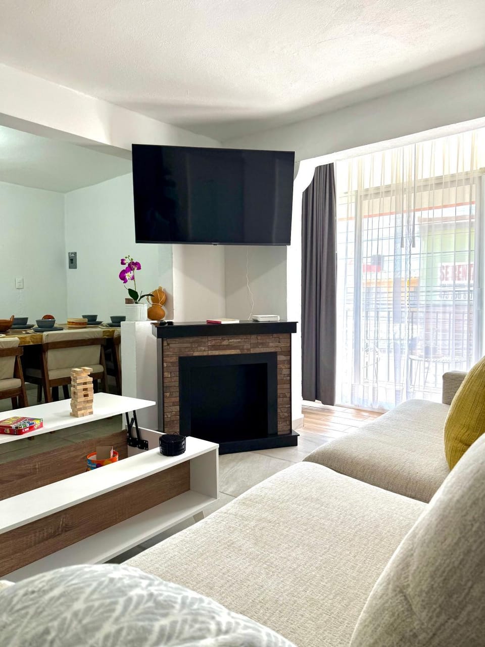 Vivencia GTO 4BR Rooftop w Private Garage 15m Dtwn House in Guanajuato