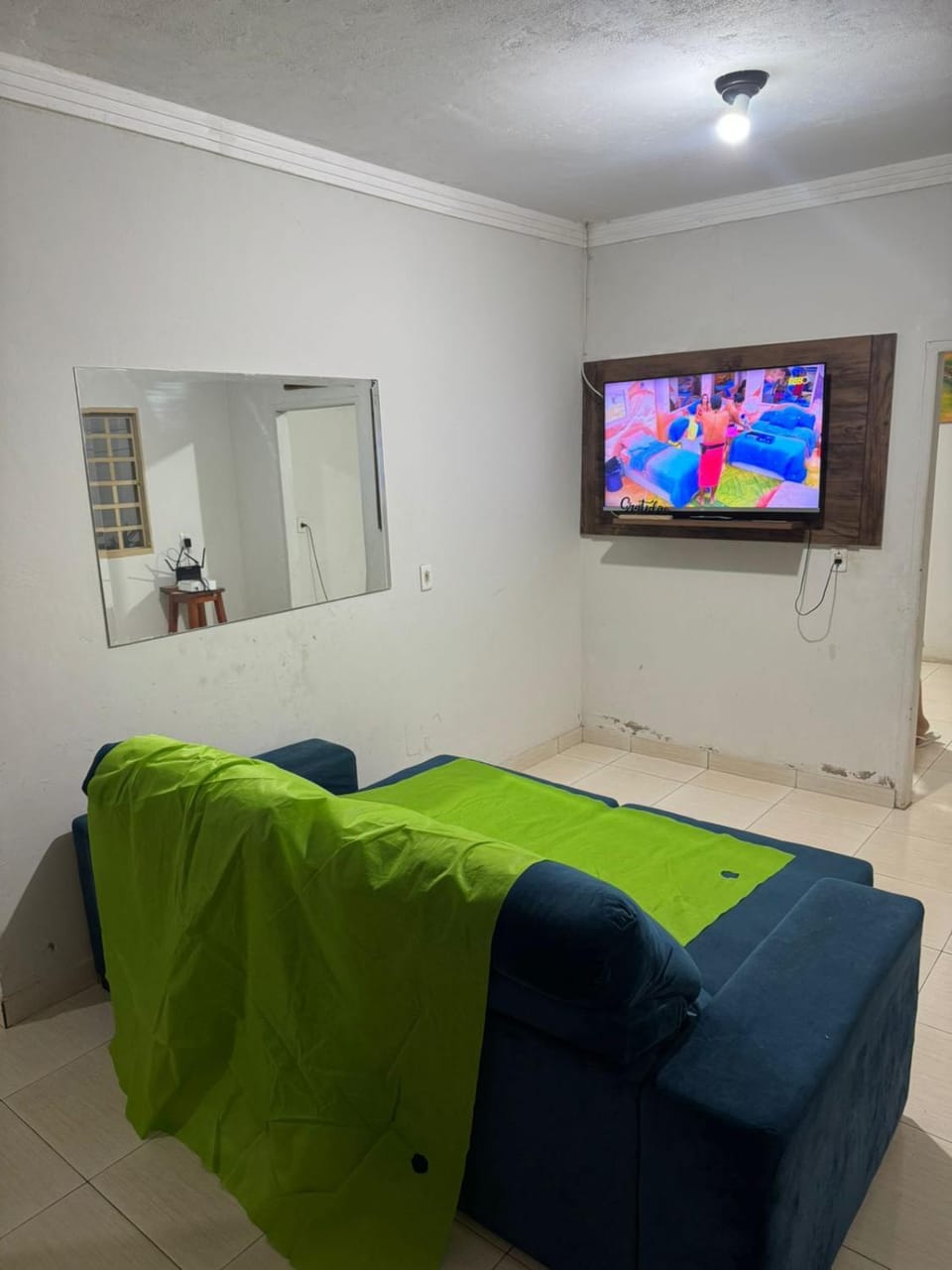 Communal lounge/ TV room