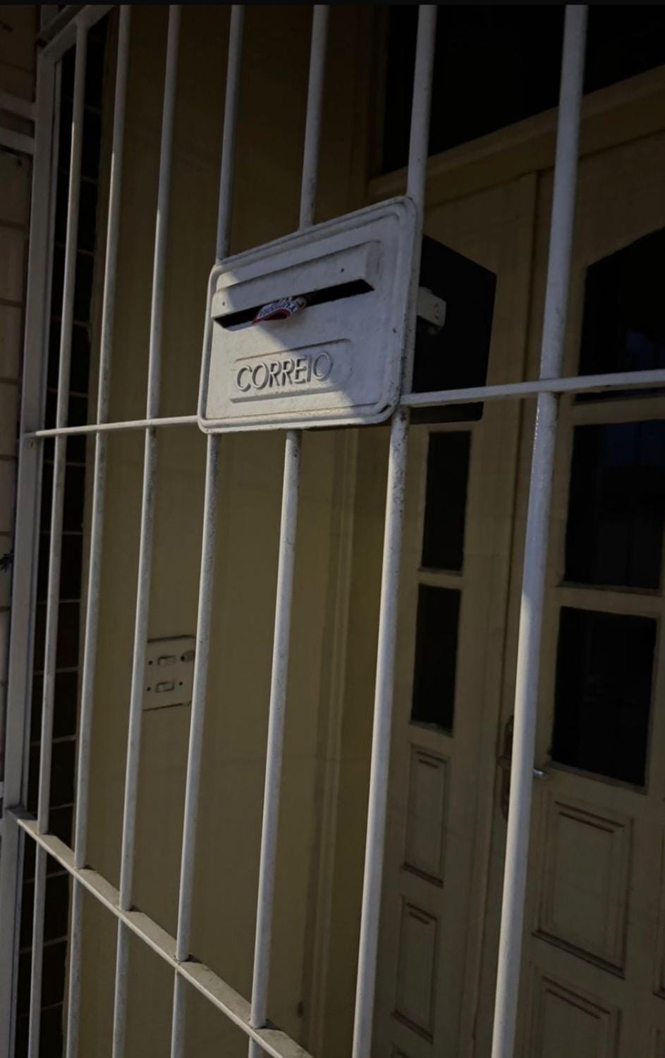 Residencial ORIEL - TV Gigante com Sofá Cinema, 2 quartos, Sala de jantar, Centro de Itanhaém Próx McDonalds Apartment in Itanhaém