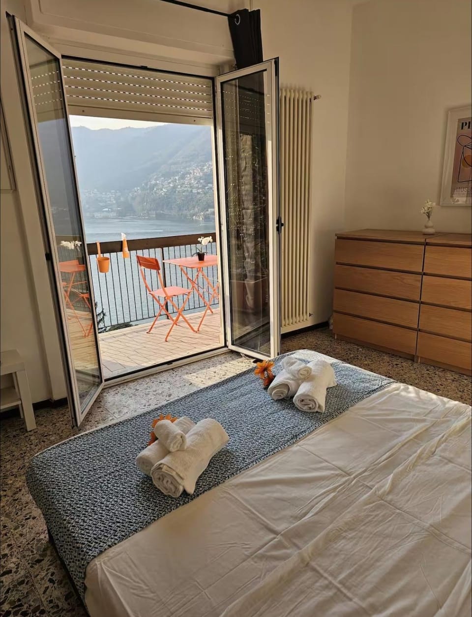 Lake Como Sunset Balcony Panoramic View in Blevio Apartment in Como