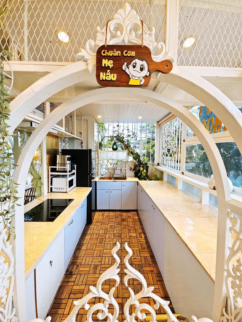 LÂU ĐÀI NHỎ ĐÀ LẠT - LITTLE CASTLE DALAT -5 rooms with kitchen and 14 people The Grand Veranda Estate 351 Villa in Dalat