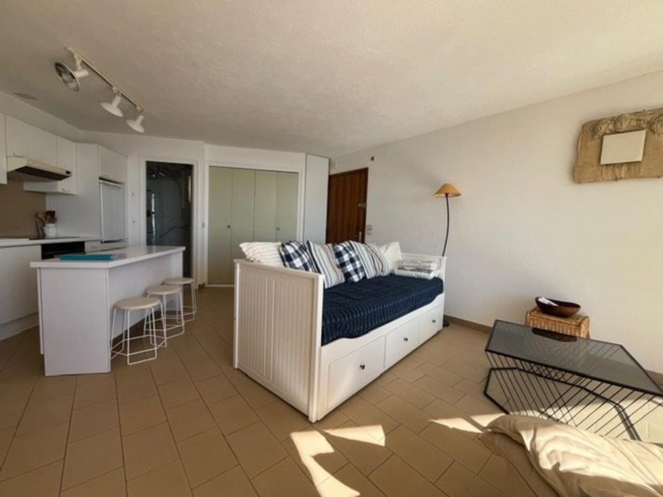 Appartement T2 climatisé, vue mer - 2 pers. - FR-1-308-212 Apartment in Bormes-les-Mimosas