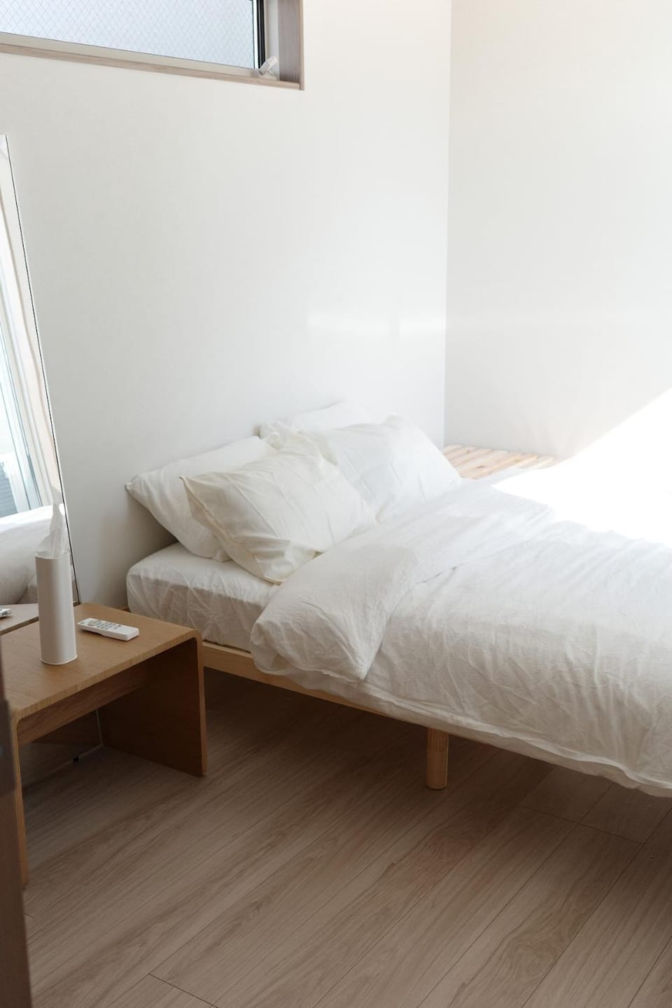Osaka Rail Cottage, 7 min JR Kyobashi, 3-Story House,Parking Apartment in Osaka
