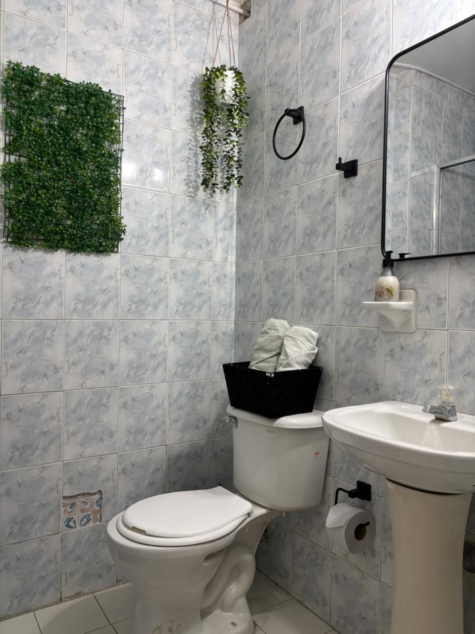 Studio 210A Cartagena Bocagrande Pool & 1 block from the beach Apartment in Cartagena