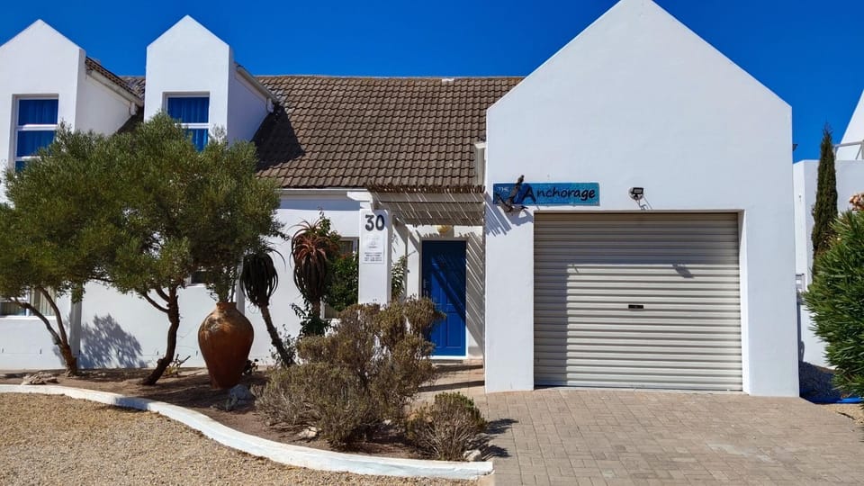 Property building, View (from property/room)