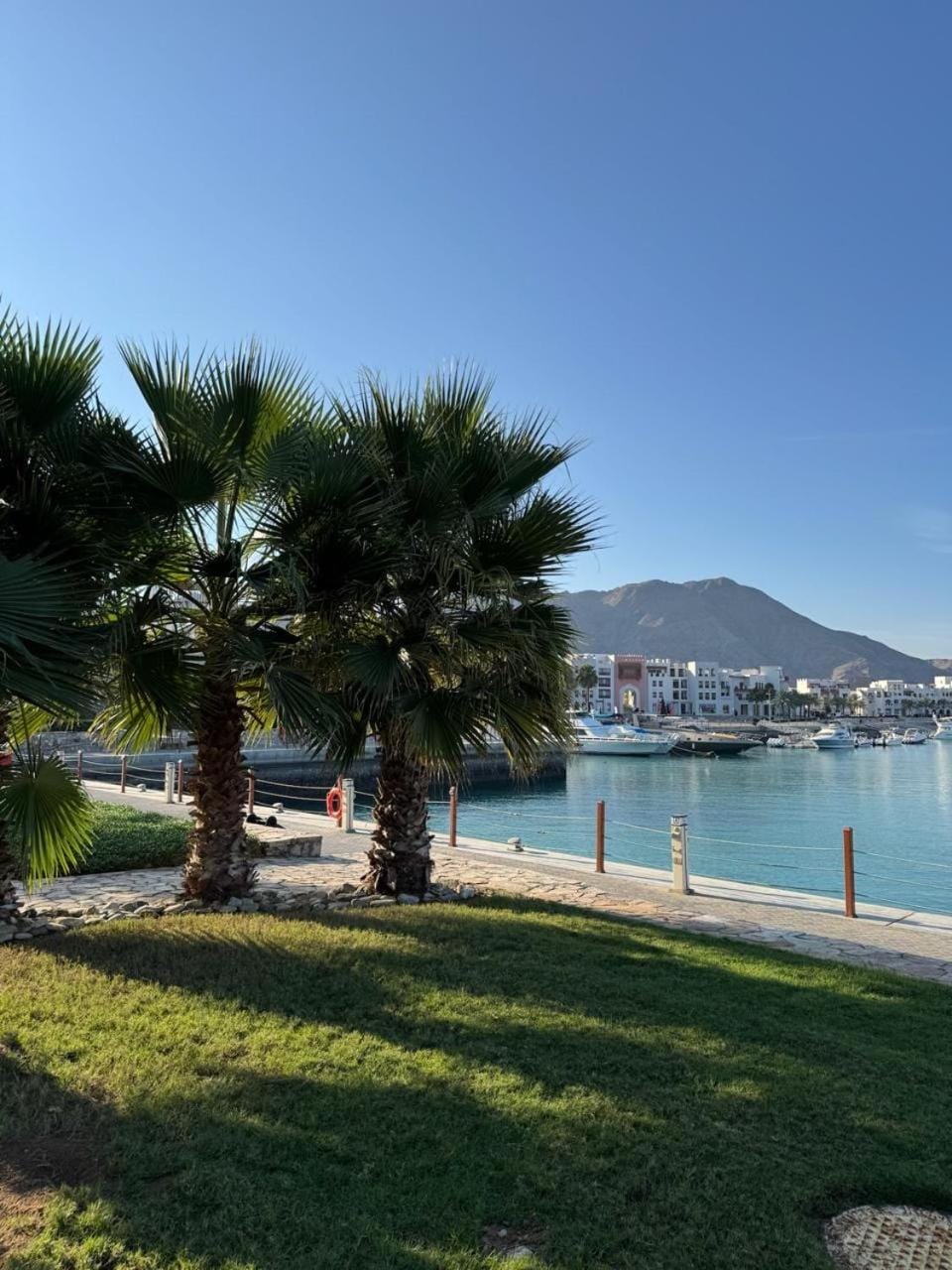 Luxury Studio Jebel Sifah Resort Muscat استوديو فاخر منتجع جبل السيفة مسقط Hotel in Muscat Governorate, Oman