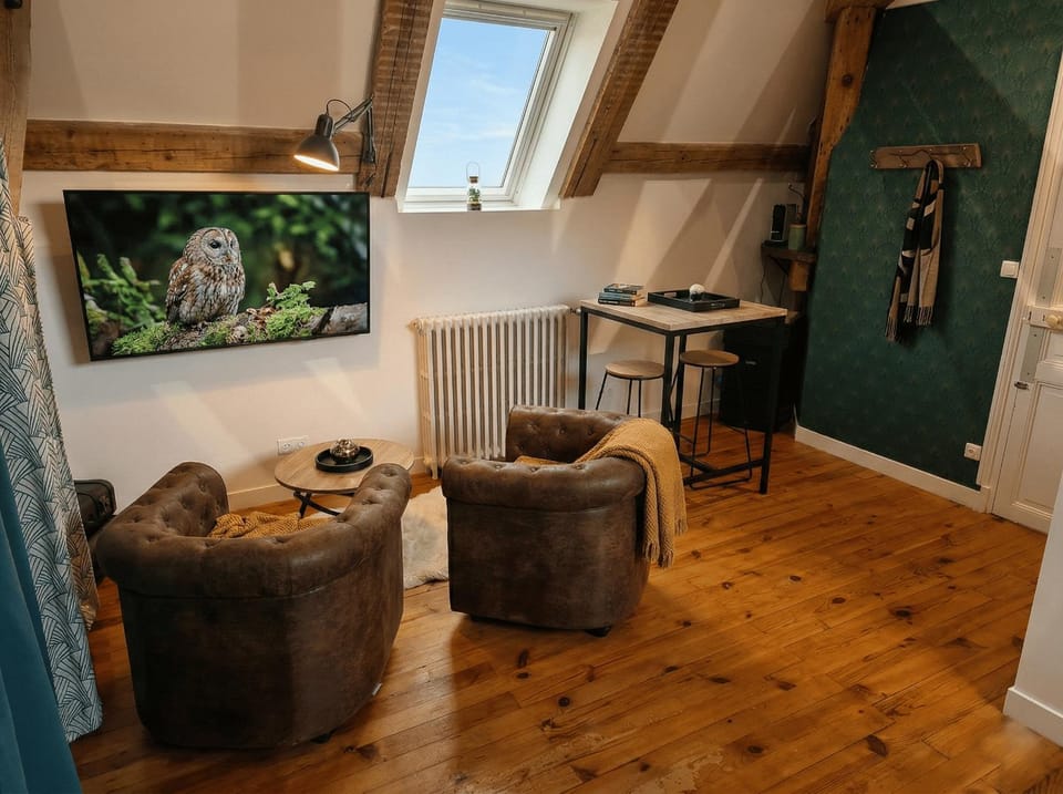 TV and multimedia, Living room, Seating area
