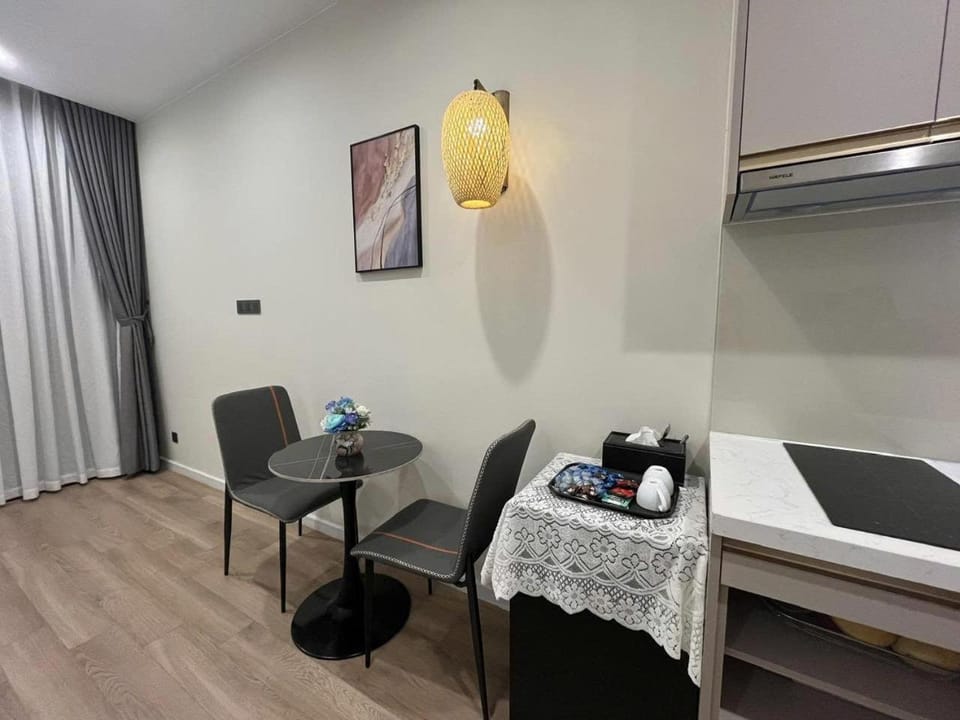 Halong Bay Sunset Apartment Apartment in Vietnam