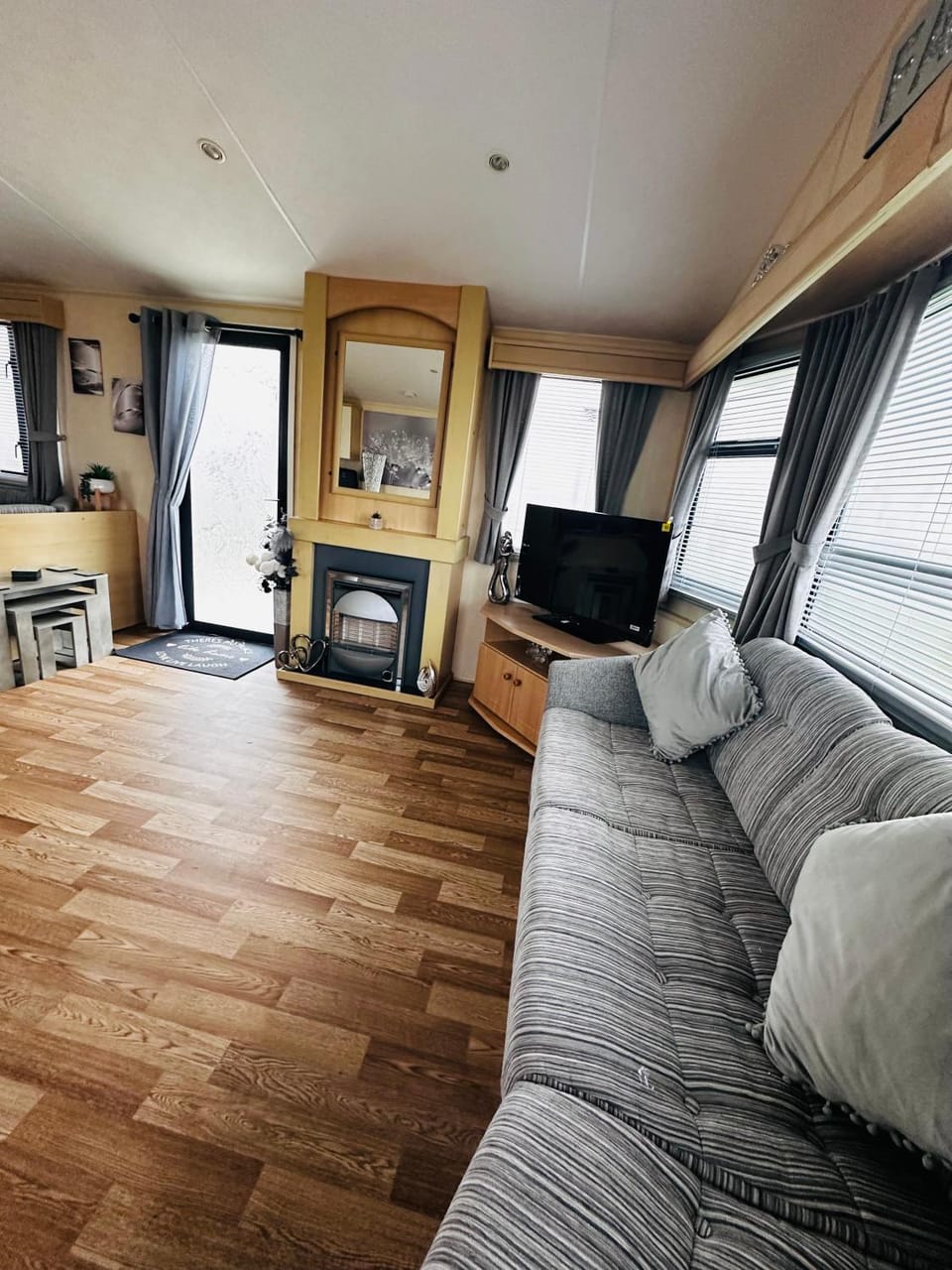 N6 8 berth holiday home Ingoldmells chapel Skegness SANTANAVAN 16 Campground/ 
RV Resort in Ingoldmells