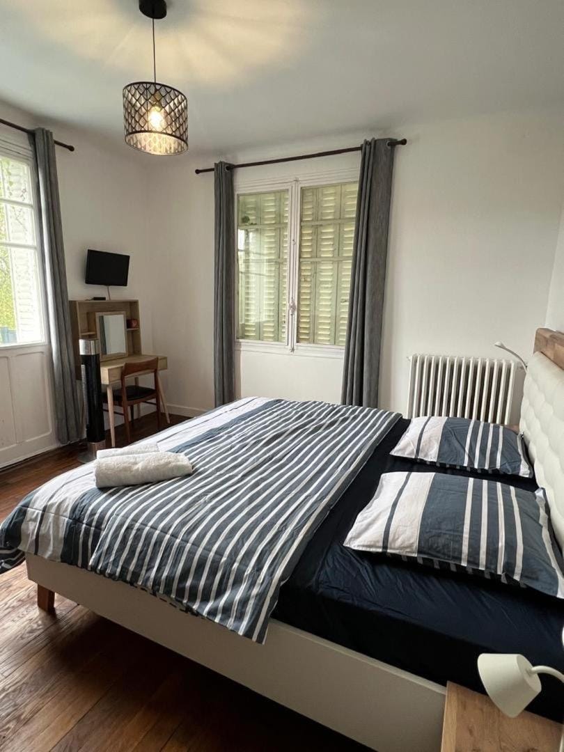 Peaceful stay in Central Auxerre Villa in Bourgogne-Franche-Comté