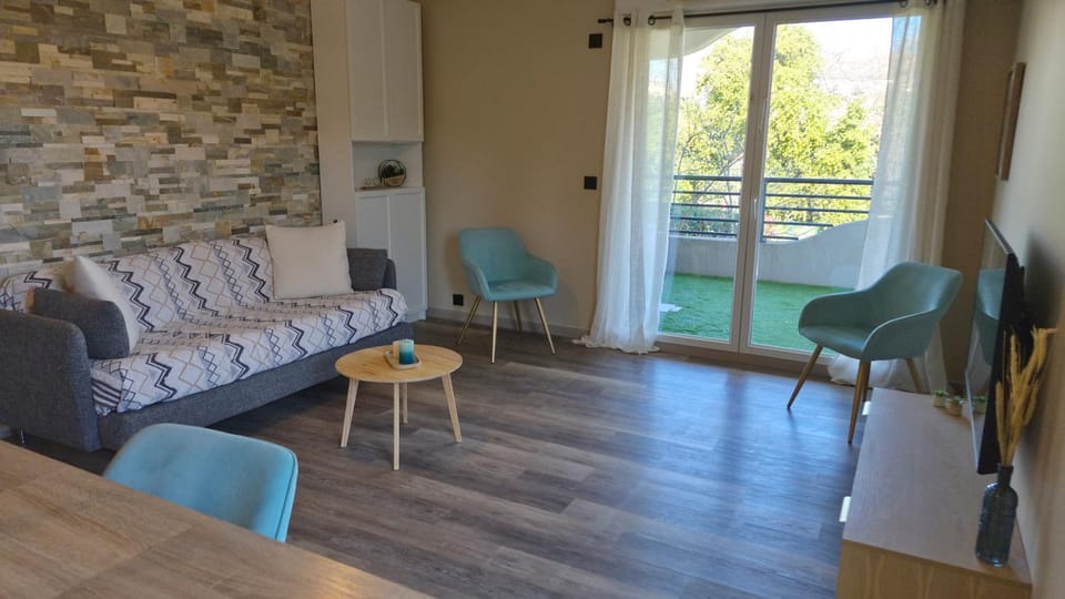 Appartement proche centre ville et plages Apartment in Sainte-Maxime