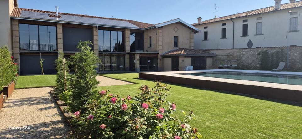 Property building, Spring, Day, Garden, Garden view, Pool view, Swimming pool, Inner courtyard view