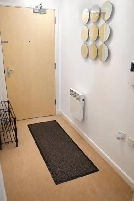 Stylish City Centre Apartment near The Cube House in Birmingham
