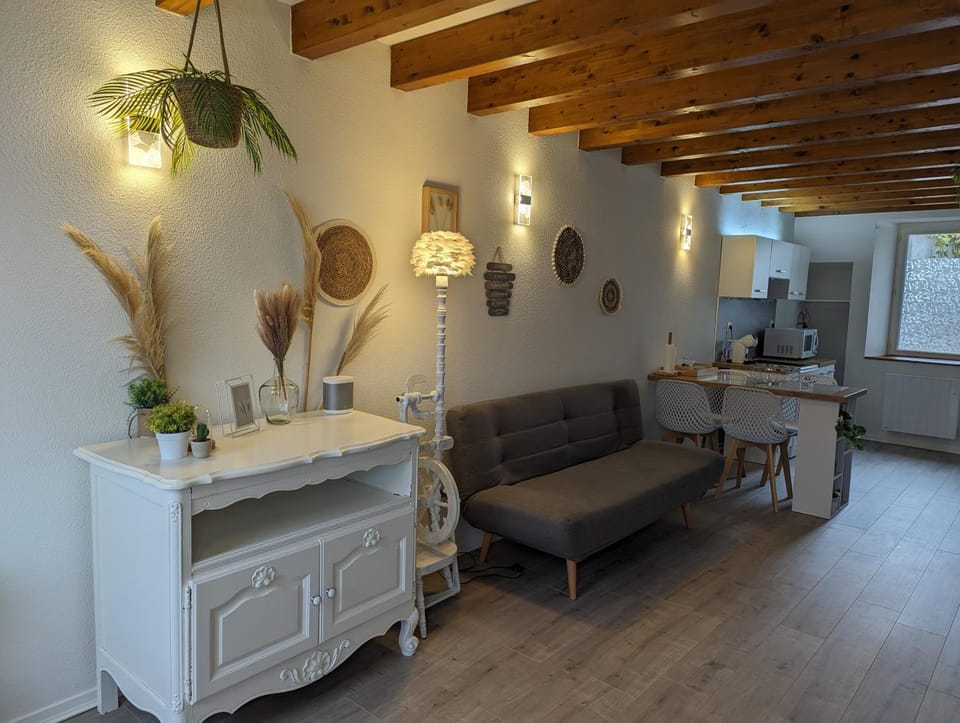 Kitchen or kitchenette, Living room, Dining area