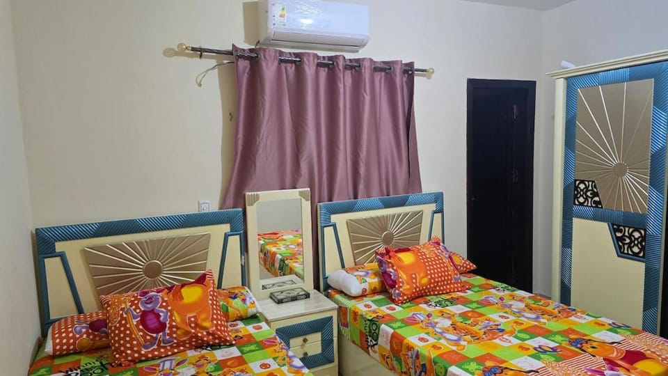 Ground-floor chalet in Garden, 3 bedrooms, in Lasrinetta, Mini Egypt Apartment in Egypt