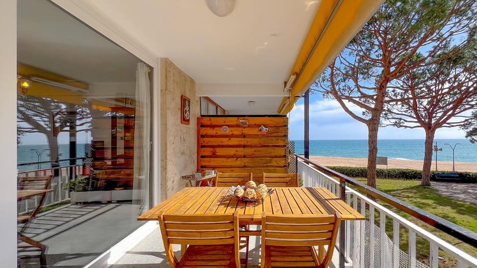 View (from property/room), Balcony/Terrace, Beach, Sea view