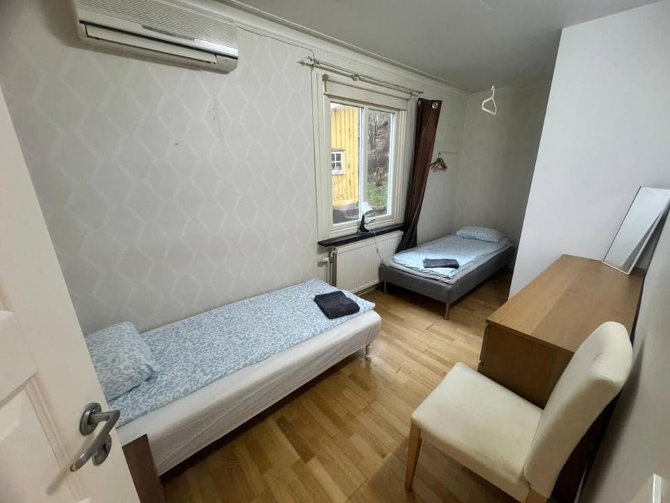 Workers Stay - Worker Accommodation Sweden - Torslanda - Göteborg House in Gothenburg